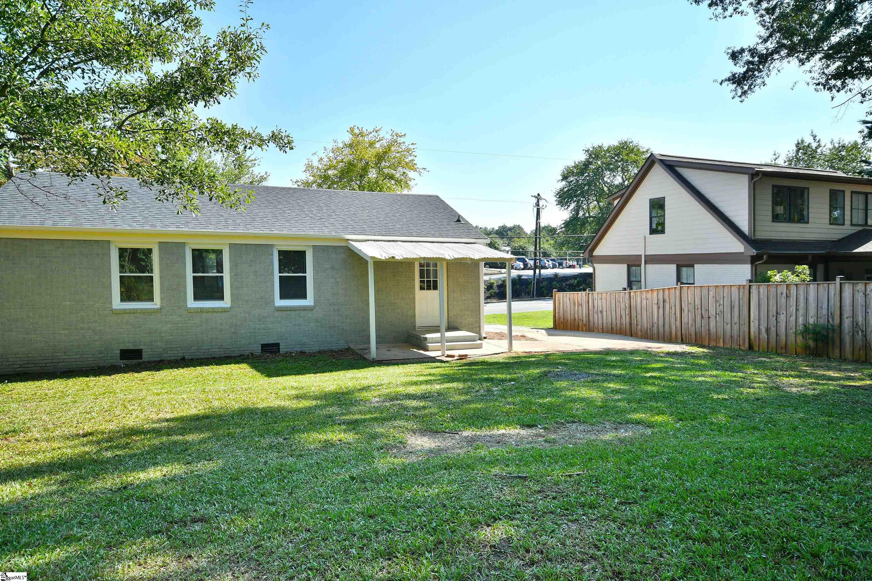 220 Keith Drive Greenville, SC 29607 - Photo 26 of 30
