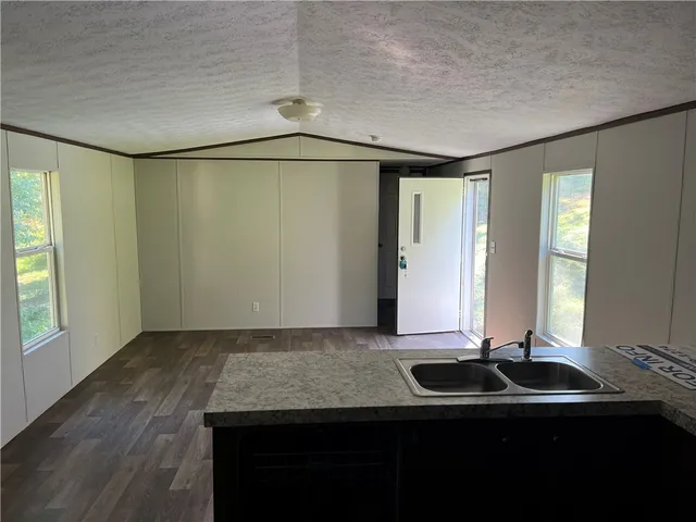 $1,300 | 109 A Towe Street, Seneca, SC 29678