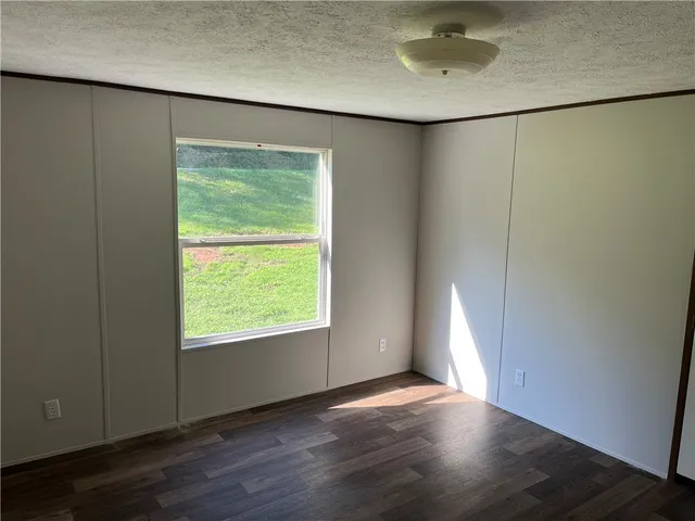 $1,300 | 109 A Towe Street, Seneca, SC 29678