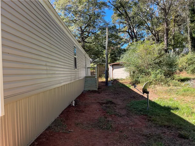 $1,300 | 109 A Towe Street, Seneca, SC 29678