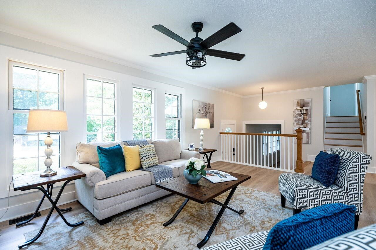 917 Hemingway Drive Raleigh, NC 27609 - Photo 4 of 25 Photo 4