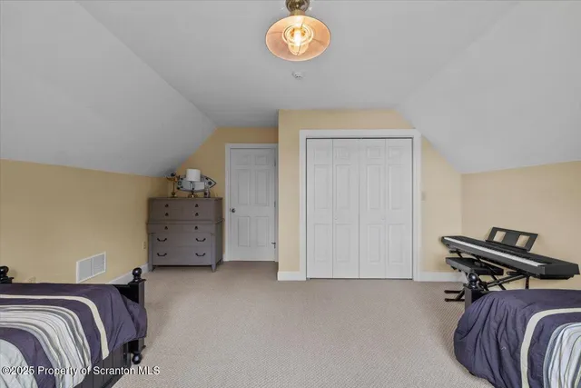 $1,250,000 | 65 Run A Muck Lane, Thompson, PA 18465