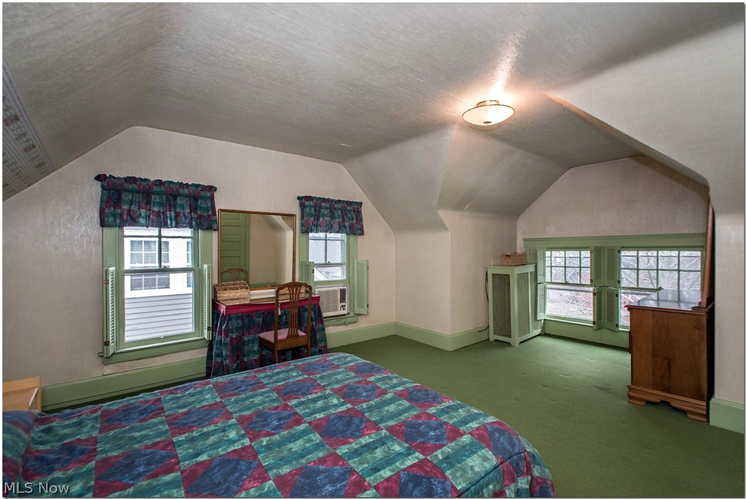 2818 Corydon Road Cleveland, OH 44118 - Photo 29 of 35