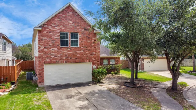 $2,000 | 20051 Silver Rock Drive, Katy, TX 77449