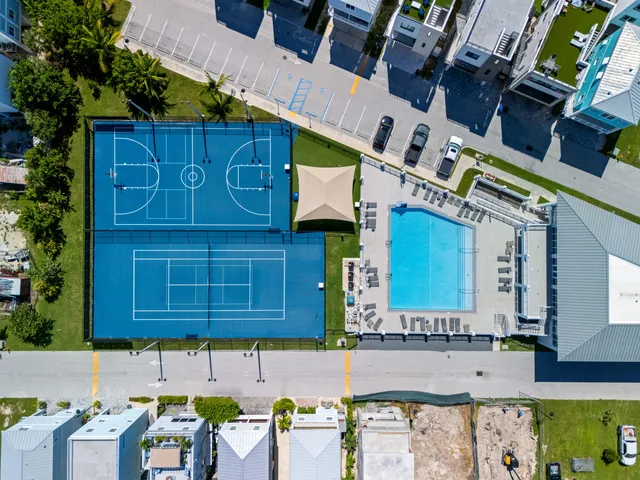 $875,000 | 94825 Overseas Highway, Unit 124, Key Largo, FL 33037