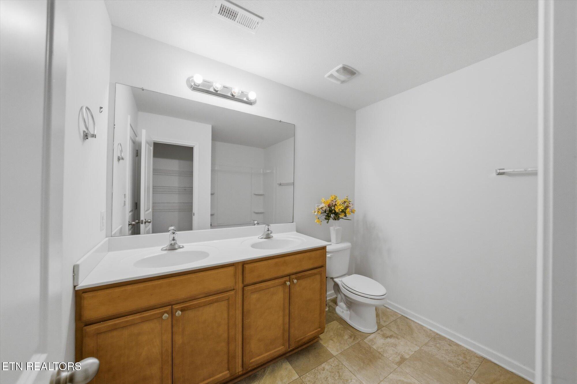 7717 Edwards Pl Boulevard Corryton, TN 37721 - Photo 22 of 33 27-7717-Edwards-Pl-Blvd-Corryton-TN-27