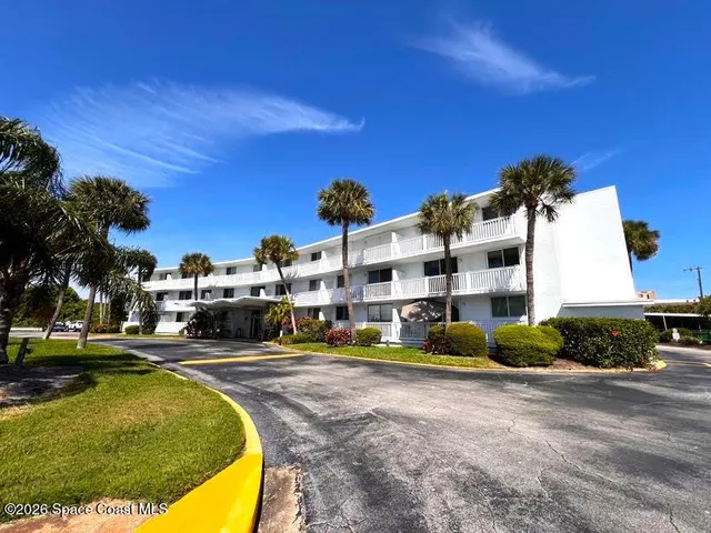 $1,650 | 3190 North Atlantic Avenue, Unit 208, Cocoa Beach, FL 32931