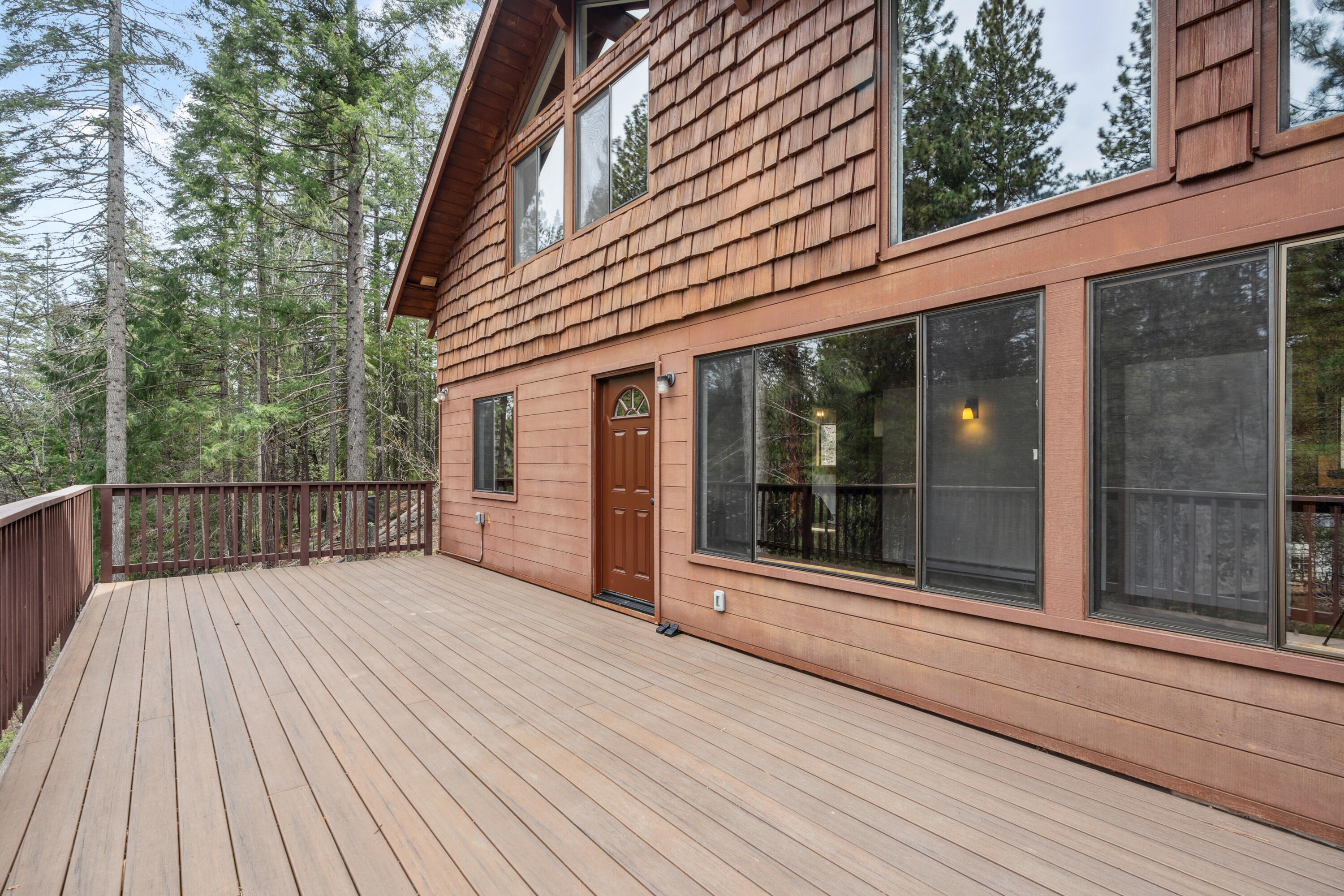 2120 Pack Trail Mount Shasta, CA 96067 - Photo 30 of 92 a view of backyard with a deck and wooden floor