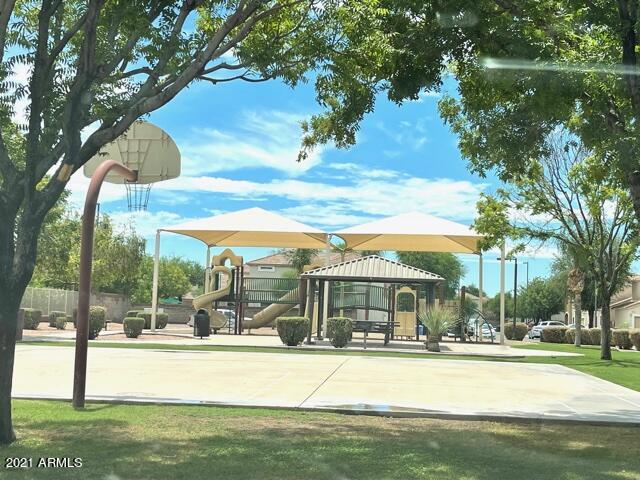 1236 South Boulder Street, Unit F Gilbert, AZ 85296 - Photo 30 of 31 Community playground1