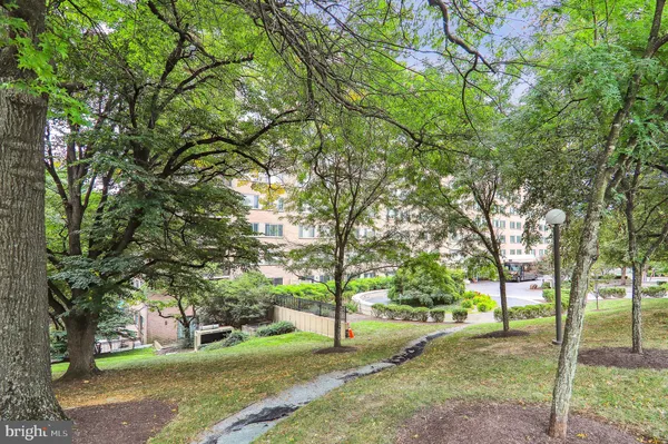 $142,000 | 1900 Lyttonsville Road, Unit 702, Silver Spring, MD 20910