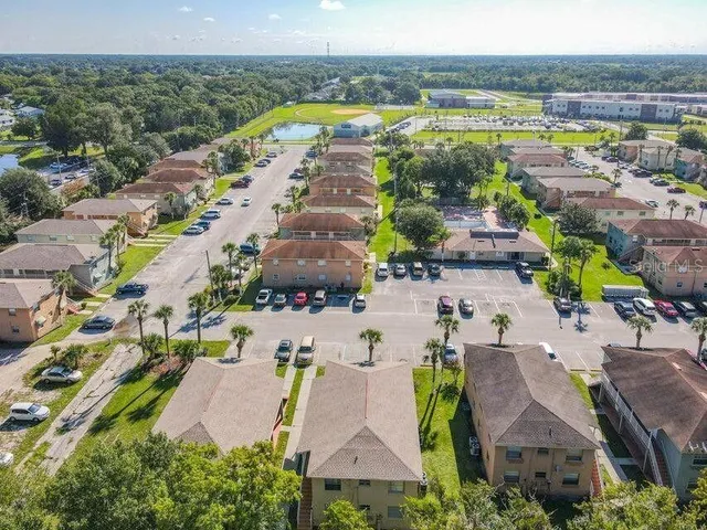 $1,235 | 714 Michigan Court, Unit 2, St. Cloud, FL 34769