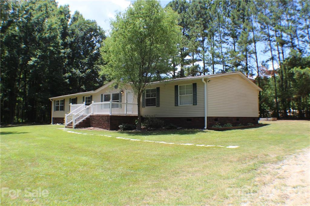 275 Romans Road China Grove, NC 28023 - Photo 2 of 29 Gallery Image 2