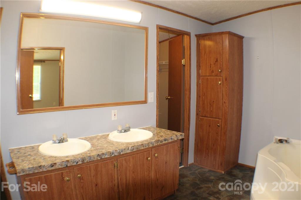 275 Romans Road China Grove, NC 28023 - Photo 20 of 29 Gallery Image 20