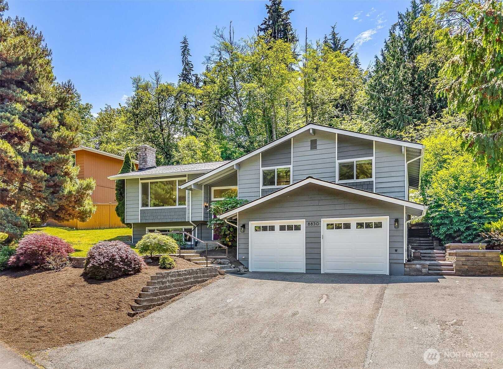 8830 Shell Place Edmonds, WA 98026 - Photo 2 of 39