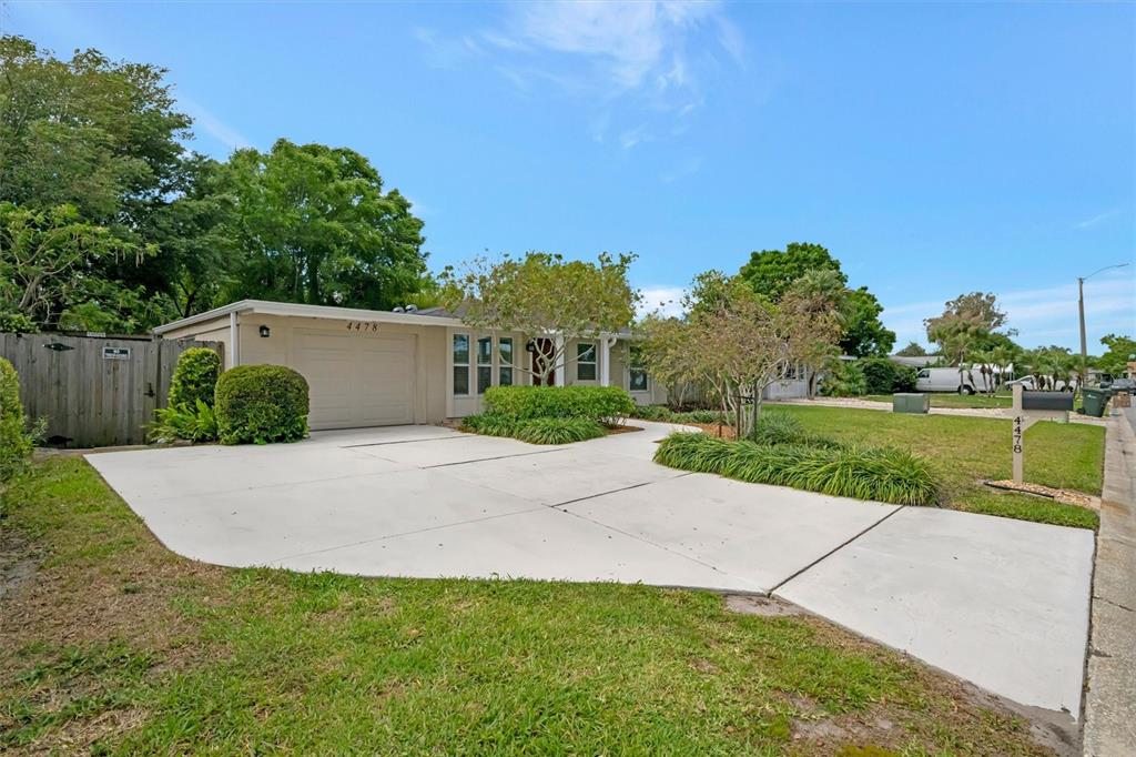 4478 Coco Ridge Circle Sarasota, FL 34233 - Photo 82 of 85 Gallery Image 82