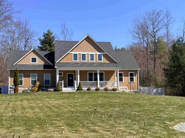 $995,000 | 89 Emerald Lane, Dover, NH 03820