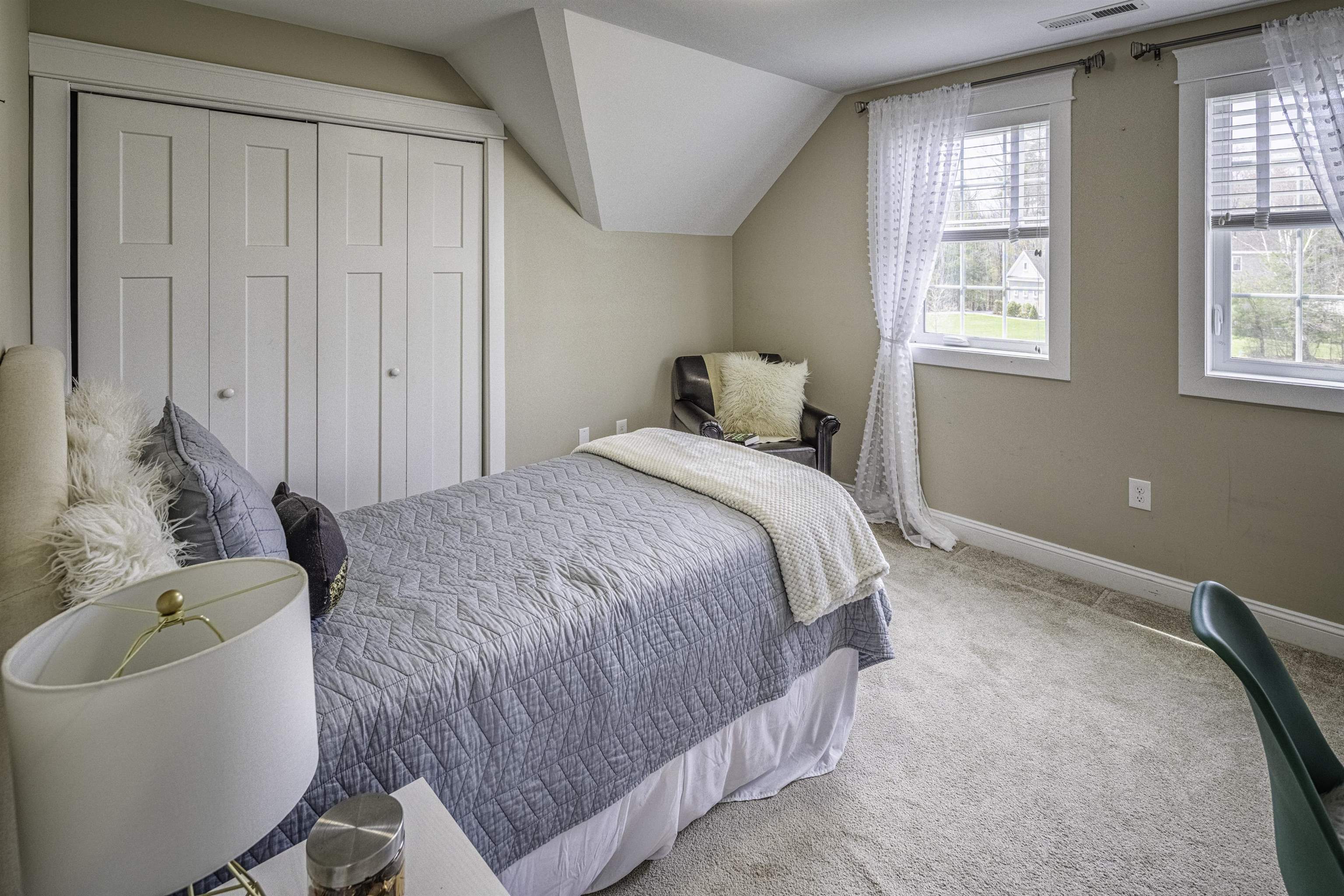 89 Emerald Lane Dover, NH 03820 - Photo 23 of 44