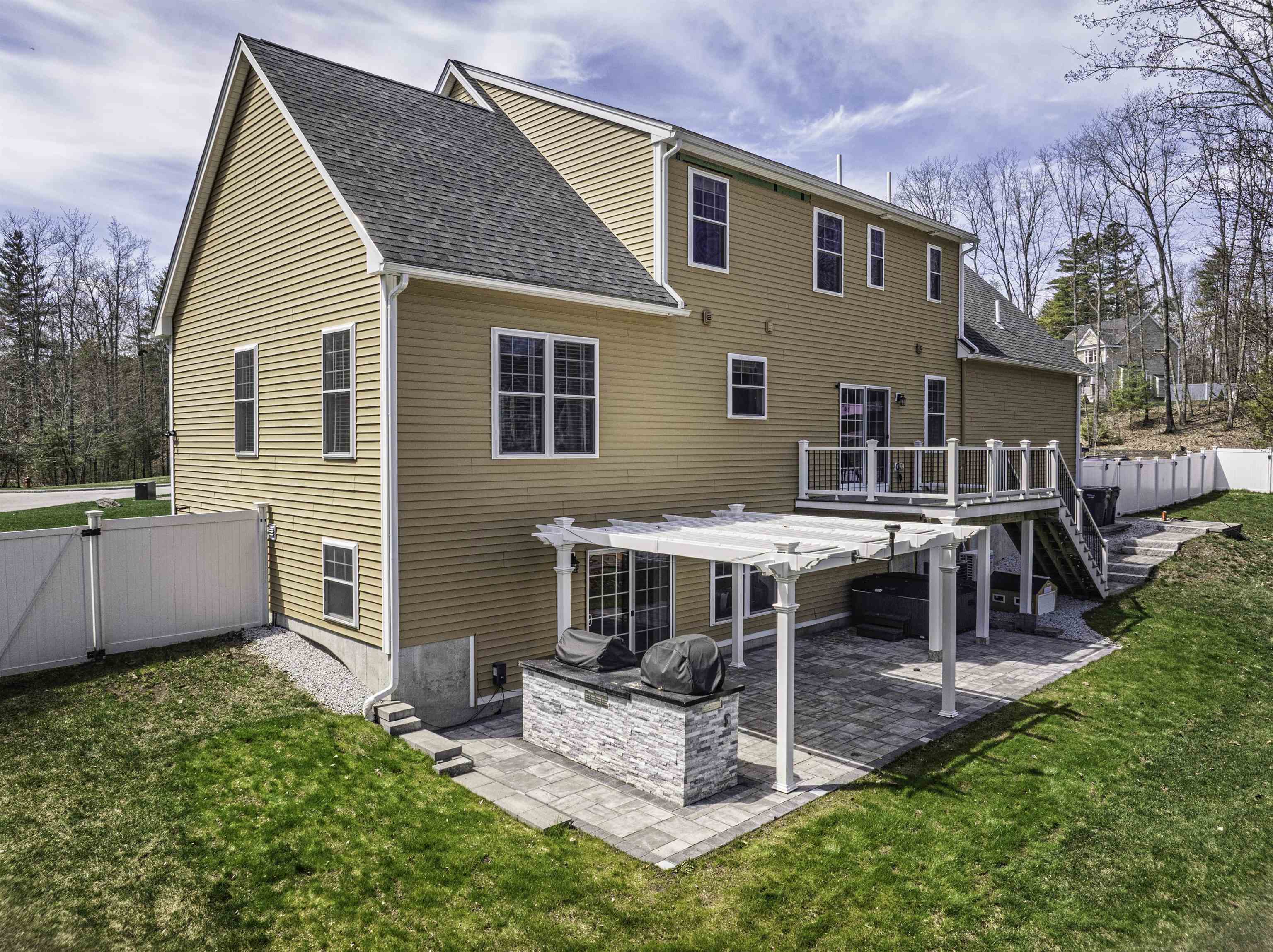 89 Emerald Lane Dover, NH 03820 - Photo 44 of 44