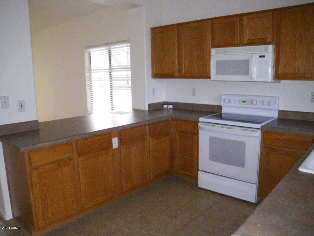 4044 West Hackamore Drive Phoenix, AZ 85083 - Photo 2 of 6 Kitchen