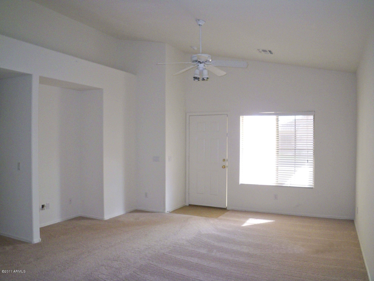 4044 West Hackamore Drive Phoenix, AZ 85083 - Photo 4 of 6 Living Room
