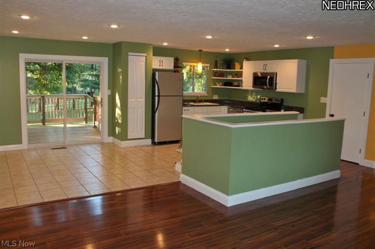 6985 Minnick Road Nashport, OH 43830 - Photo 2 of 20 Great Room