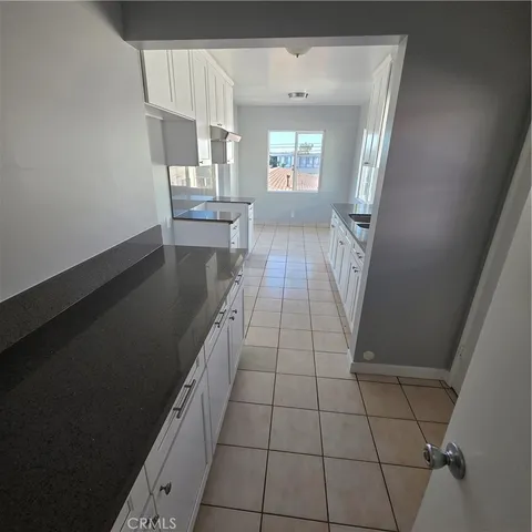 $1,900 | 809 Victor Avenue, Unit 5, Inglewood, CA 90302