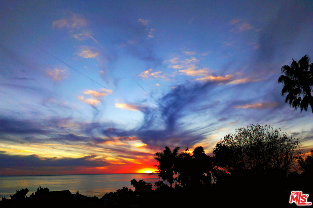 31663 Broad Beach Road Malibu, CA 90265 - Photo 5 of 40