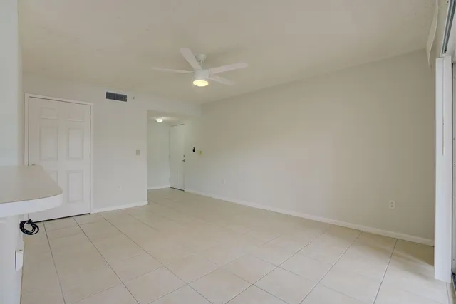 $1,900 | 266 Village Boulevard, Unit 6103, Tequesta, FL 33469