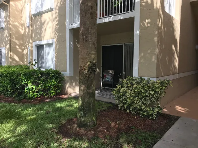$1,900 | 266 Village Boulevard, Unit 6103, Tequesta, FL 33469