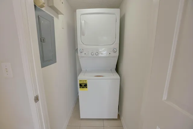 $1,900 | 266 Village Boulevard, Unit 6103, Tequesta, FL 33469