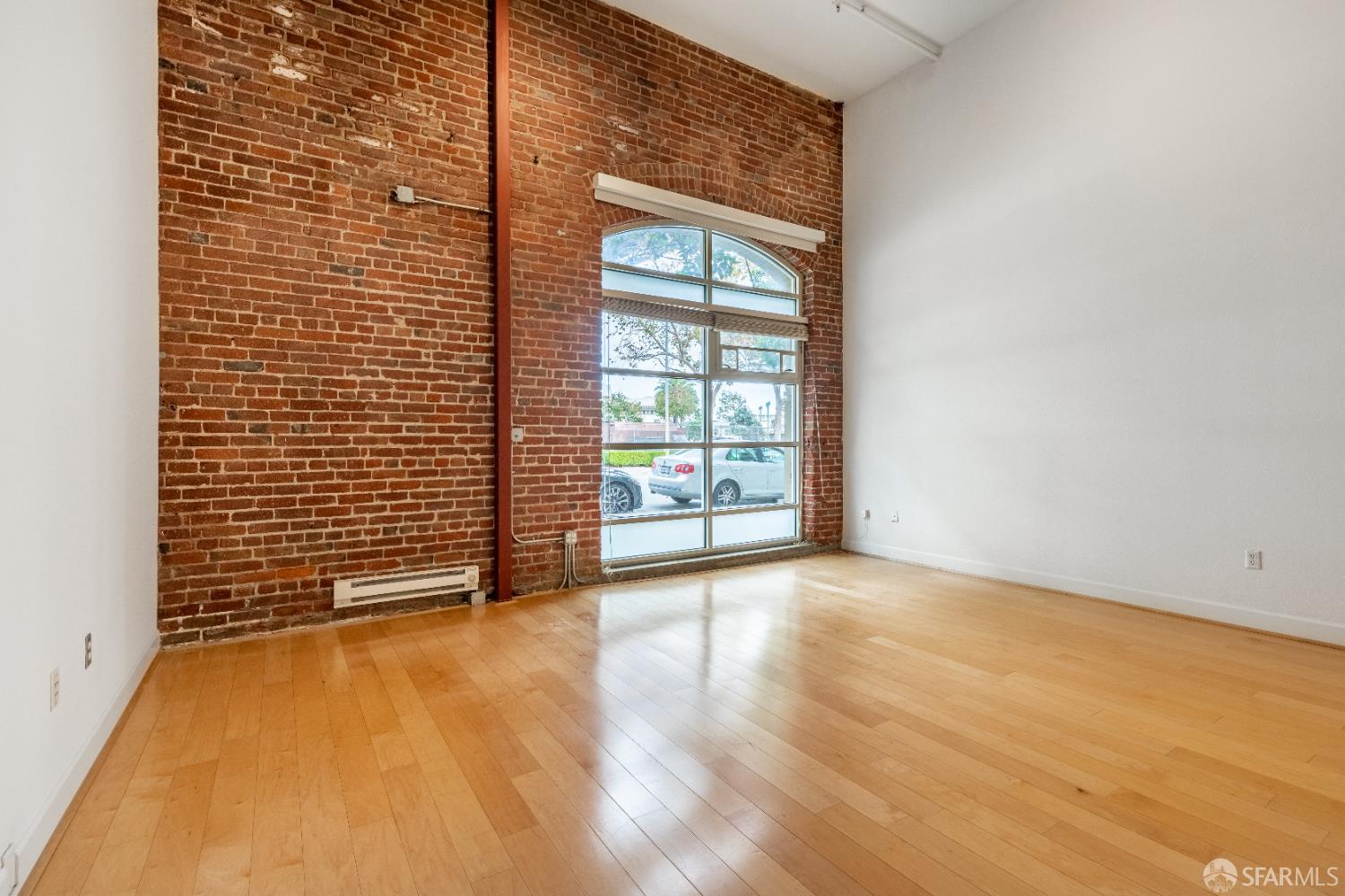 400 Spear Street, Unit 216 San Francisco, CA 94105 - Photo 1 of 27 Gallery Image 1