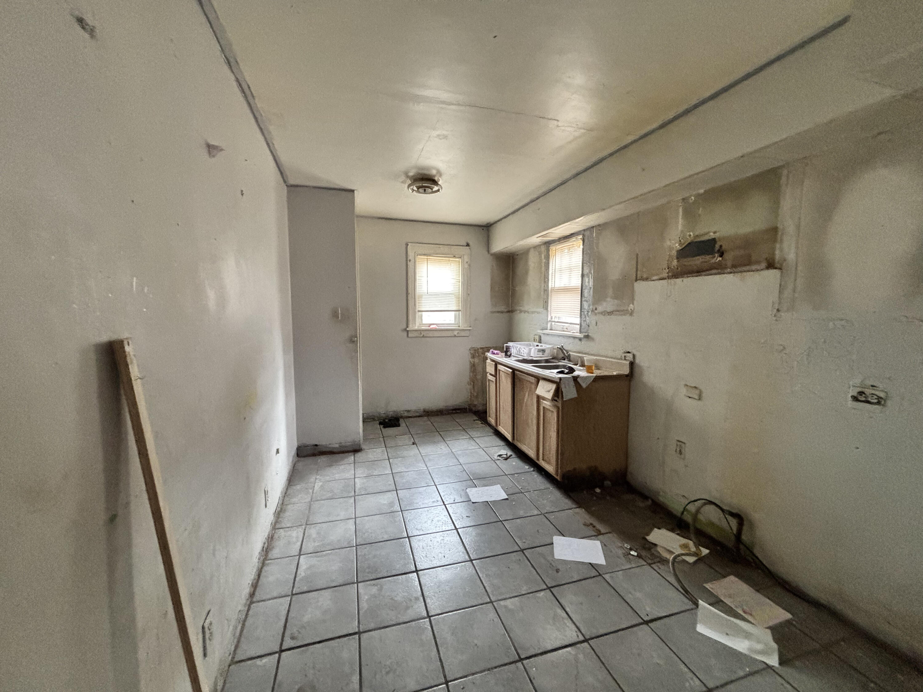 3537 Lincoln Street Gary, IN 46408 - Photo 5 of 13 3000x2250