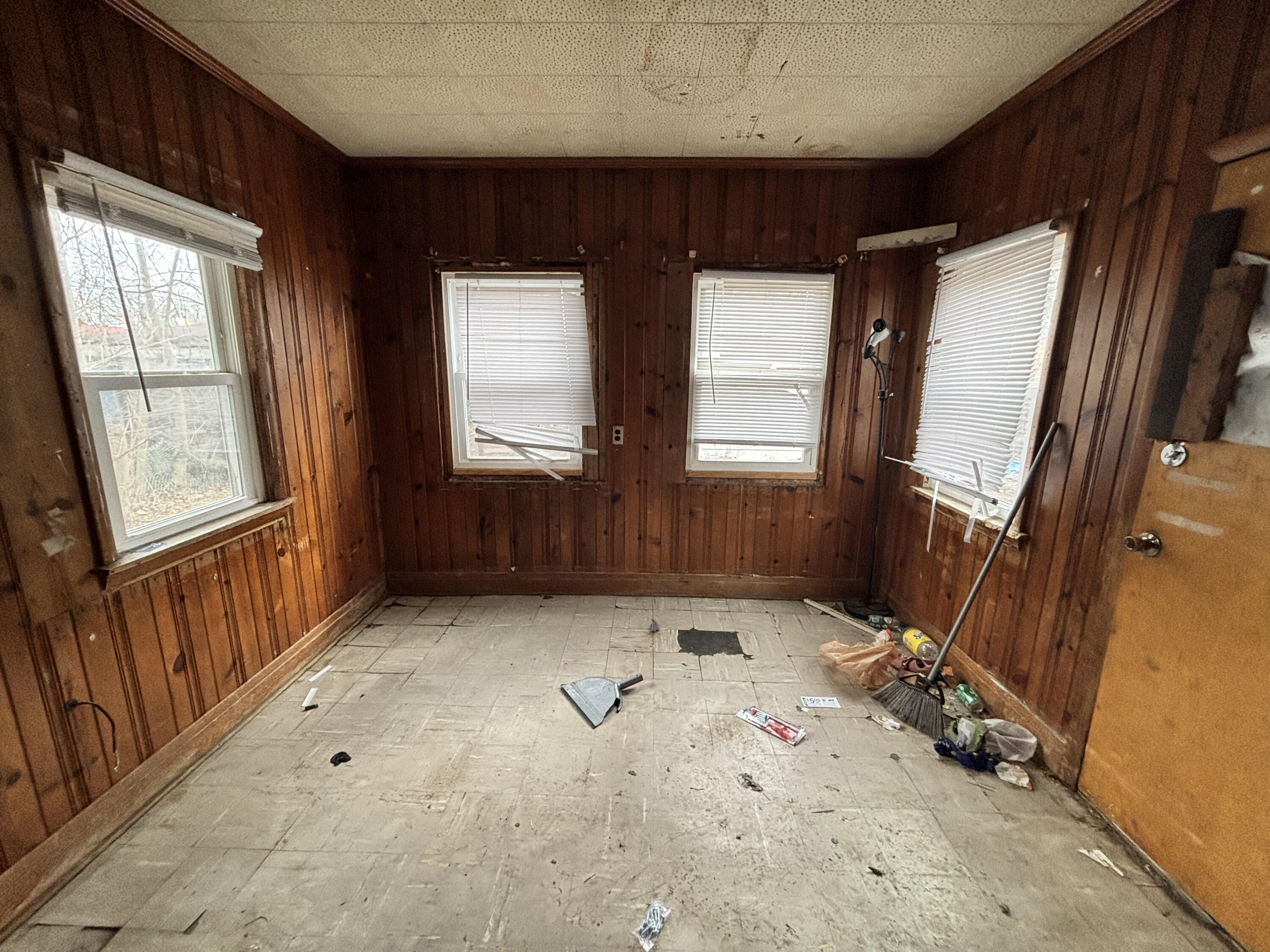 3537 Lincoln Street Gary, IN 46408 - Photo 8 of 13 3000x2250