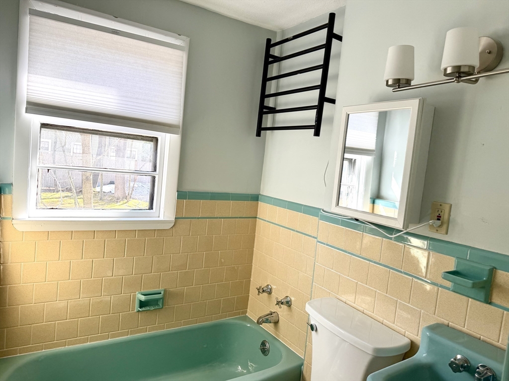 90 Mill Street, Unit 90 Newton, MA 02459 - Photo 18 of 20