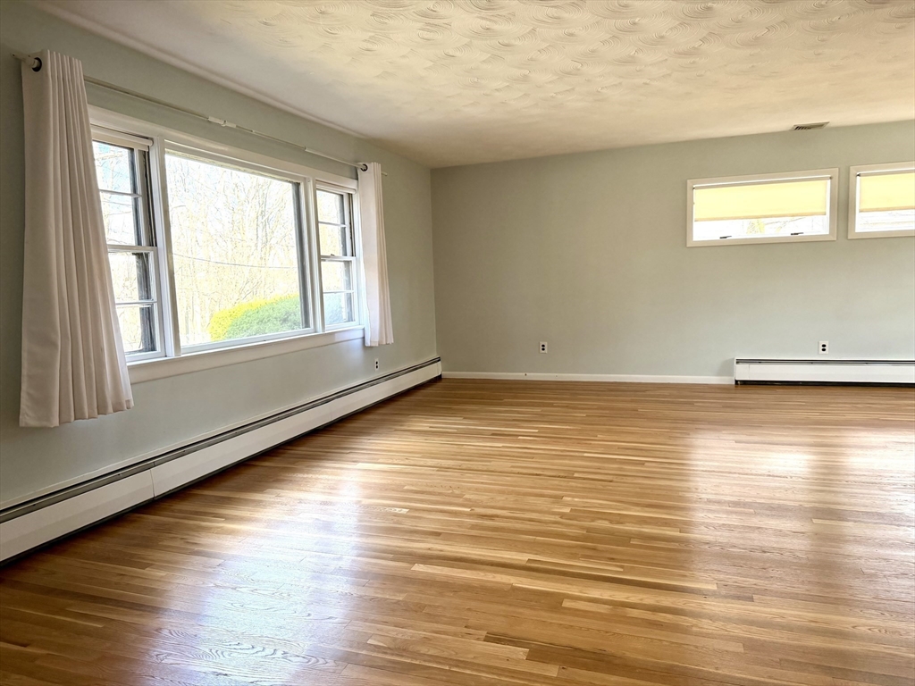 90 Mill Street, Unit 90 Newton, MA 02459 - Photo 3 of 20