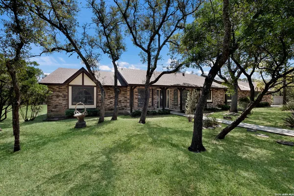 $652,000 | 19824 Chimney Creek Road, Helotes, TX 78023