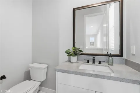 $975,000 | 2144 Swallowtail Walk, Gardena, CA 90247