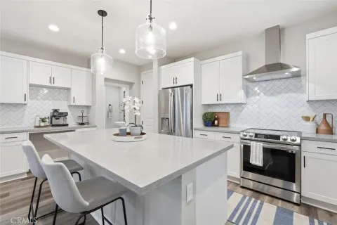 $975,000 | 2144 Swallowtail Walk, Gardena, CA 90247