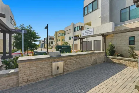 $975,000 | 2144 Swallowtail Walk, Gardena, CA 90247