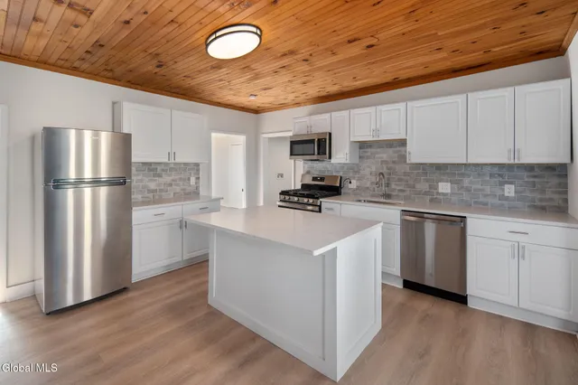 $419,999 | 178 Pershing Avenue, North Greenbush, NY 12198