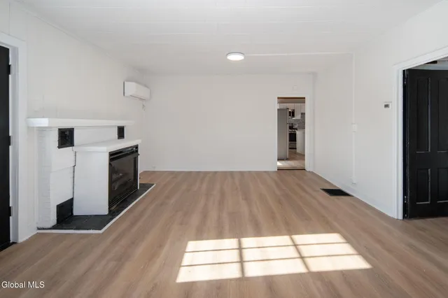 $419,999 | 178 Pershing Avenue, North Greenbush, NY 12198