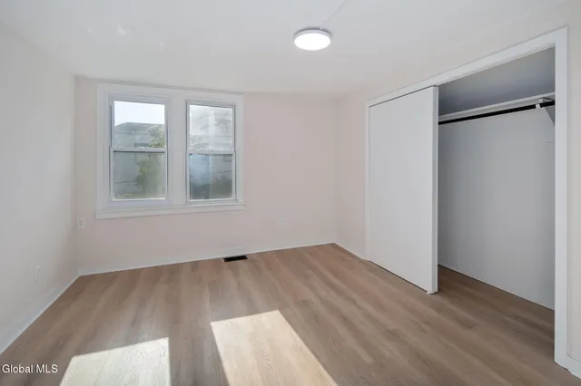 $419,999 | 178 Pershing Avenue, North Greenbush, NY 12198