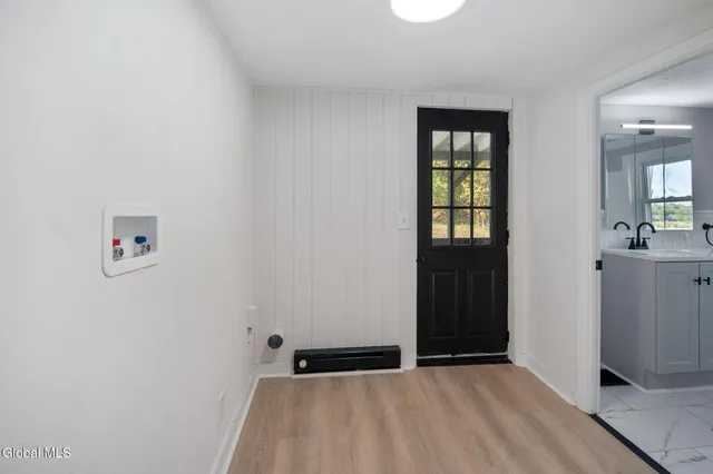 $419,999 | 178 Pershing Avenue, North Greenbush, NY 12198