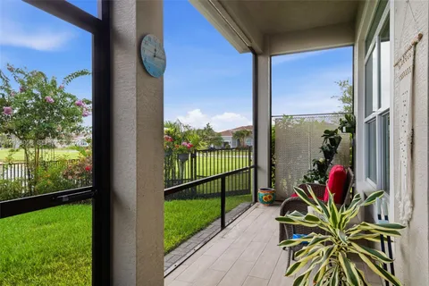 $999,717 | 9111 Southwest Roccia Way, Port St. Lucie, FL 34987
