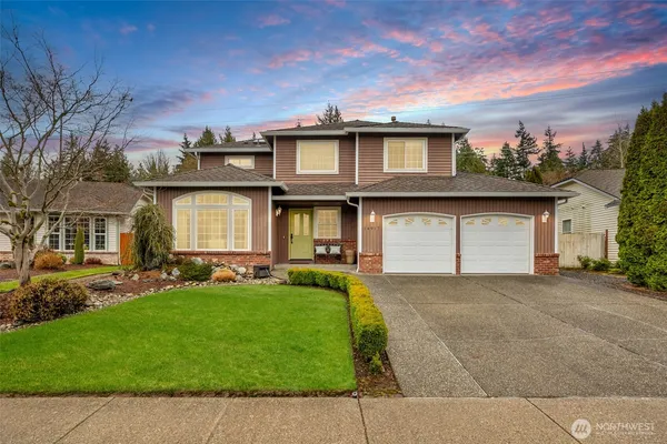 $925,000 | 14917 58th Drive Southeast, Everett, WA 98208