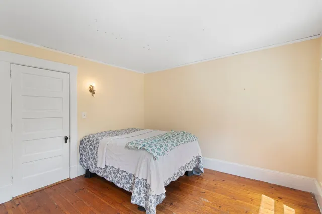 $425,000 | 76 Spruce Street, Brattleboro, VT 05301