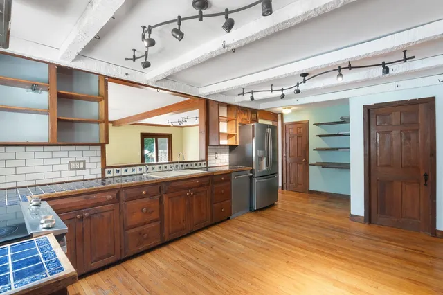 $425,000 | 76 Spruce Street, Brattleboro, VT 05301