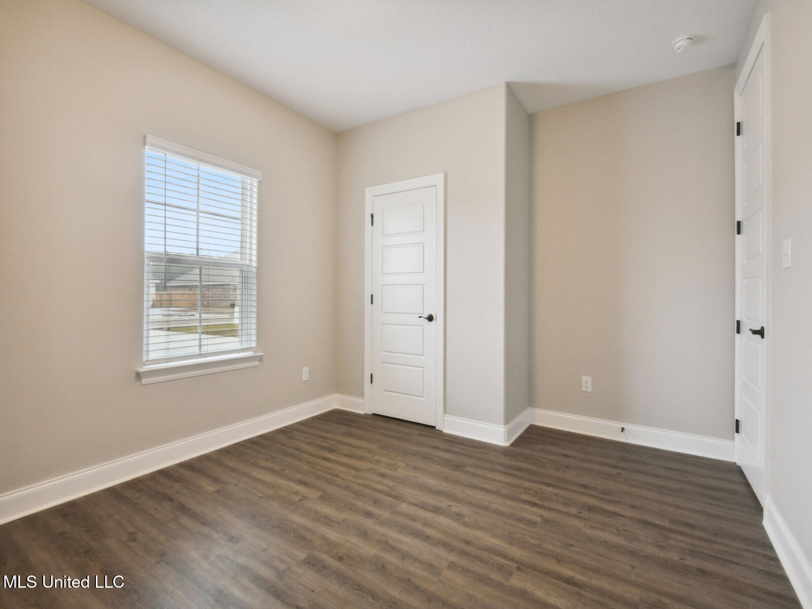 13545 Garland Road Ocean Springs, MS 39564 - Photo 6 of 20 Brooks_A203_Bed2
