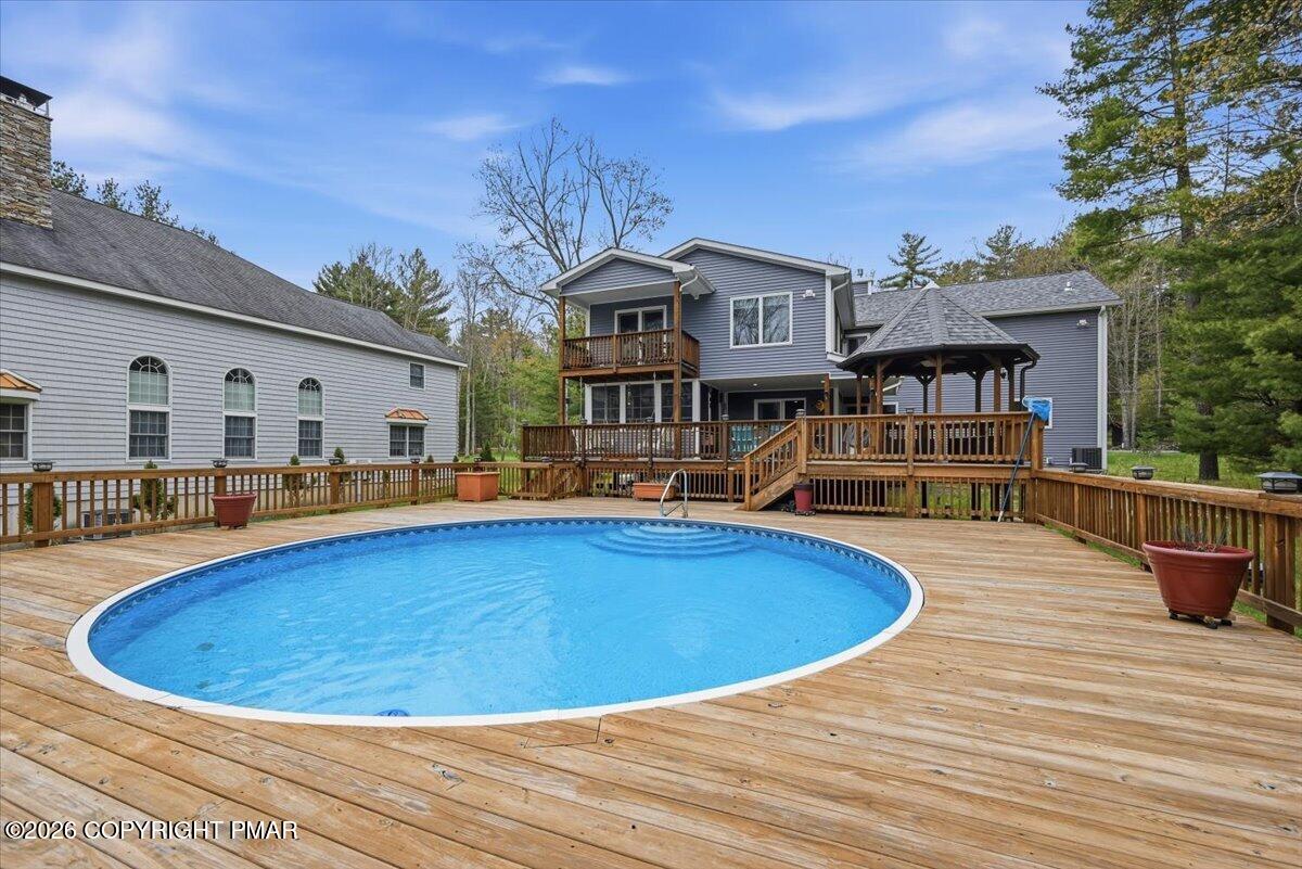 111 Spinnler Point Road Tafton, PA 18464 - Photo 5 of 148 129-119_DSC_3904