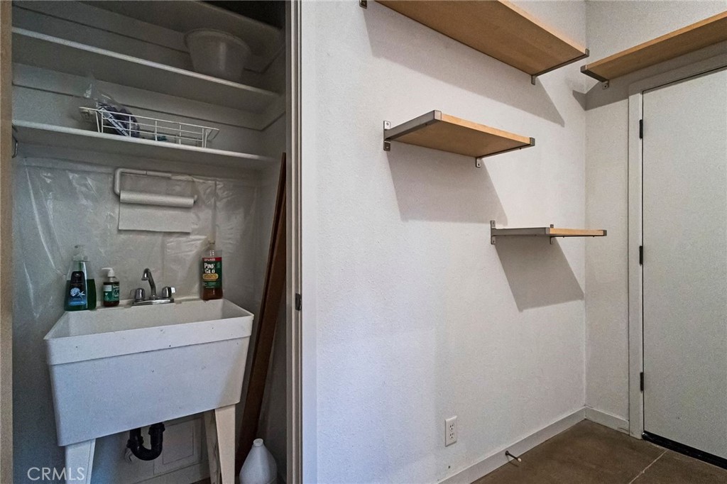 4911 Contentment Lane Forest Ranch, CA 95942 - Photo 23 of 30 a room with a washer and dryer